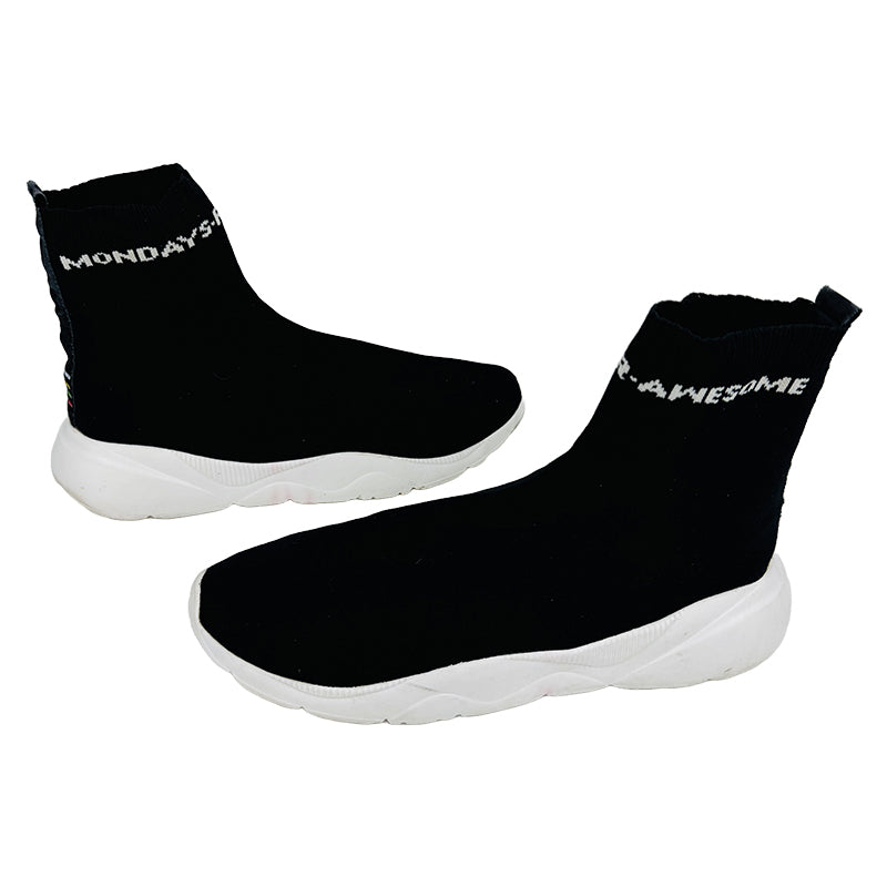 Bershka Men’s Speed Trainer High Top Black Shoes (Size 43)