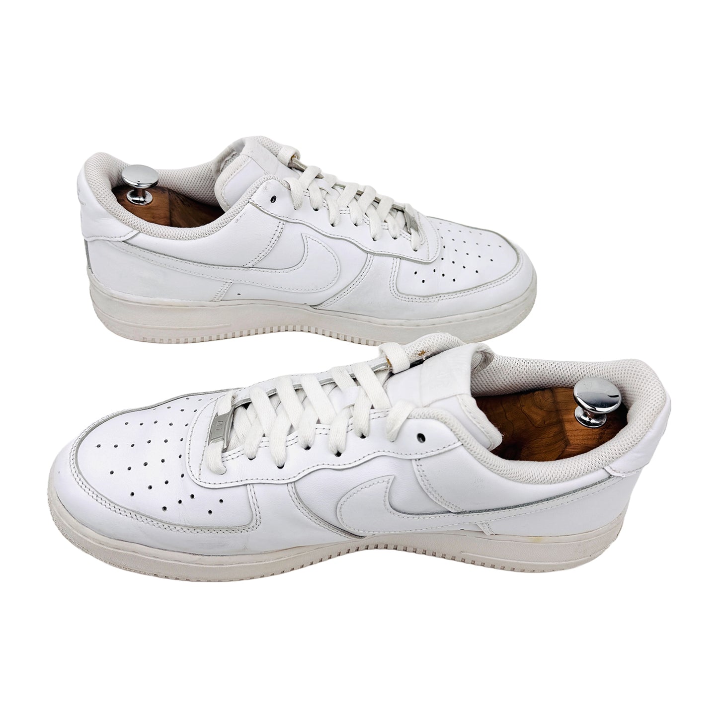 Cross image of Nike Men's White Airforce 1'07 Sneakers (Size 46) - CW2288-111