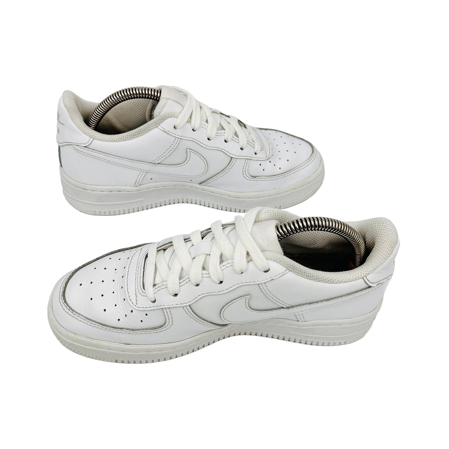 Cross image of Nike Unisex White Air Force 1 LE Sneakers (Size 36.5) - FV5951-111