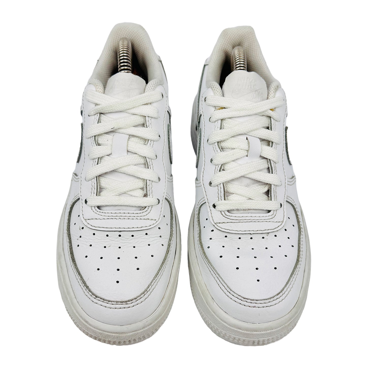Front image of Nike Unisex White Air Force 1 LE Sneakers (Size 36.5) - FV5951-111