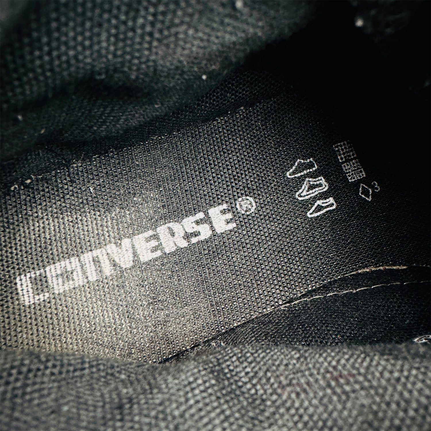 Inside Sole Printing of Converse Chuck Taylor All Star Canvas Shoes (Size 38) 7l0803M25