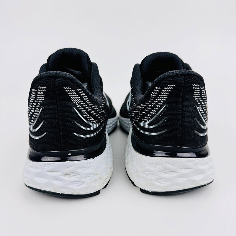 New Balance Women's Fresh Foam 880 V11 Black Shoes (Size 38) - W880E11