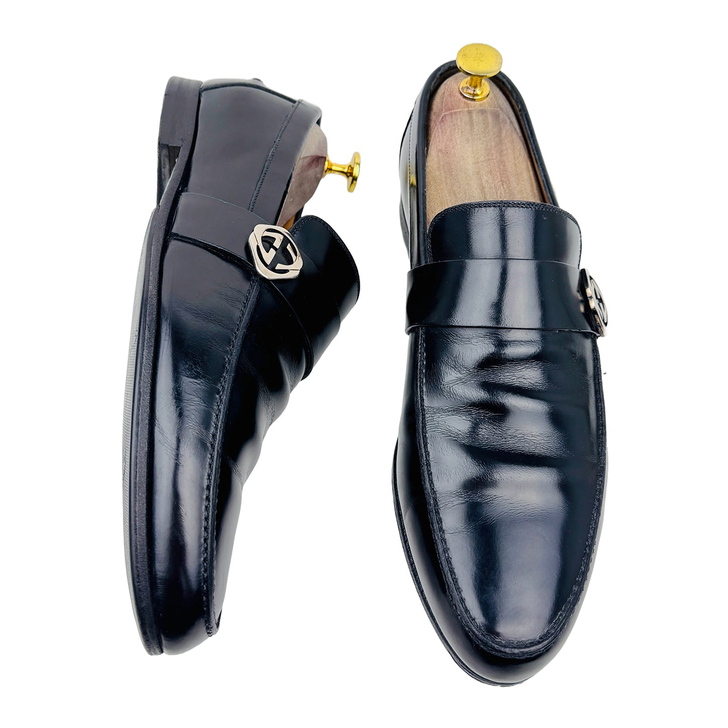 One Front One Cross Image of Gucci Men's GG Logo Black Loafers (Size 41/41.5) 233506