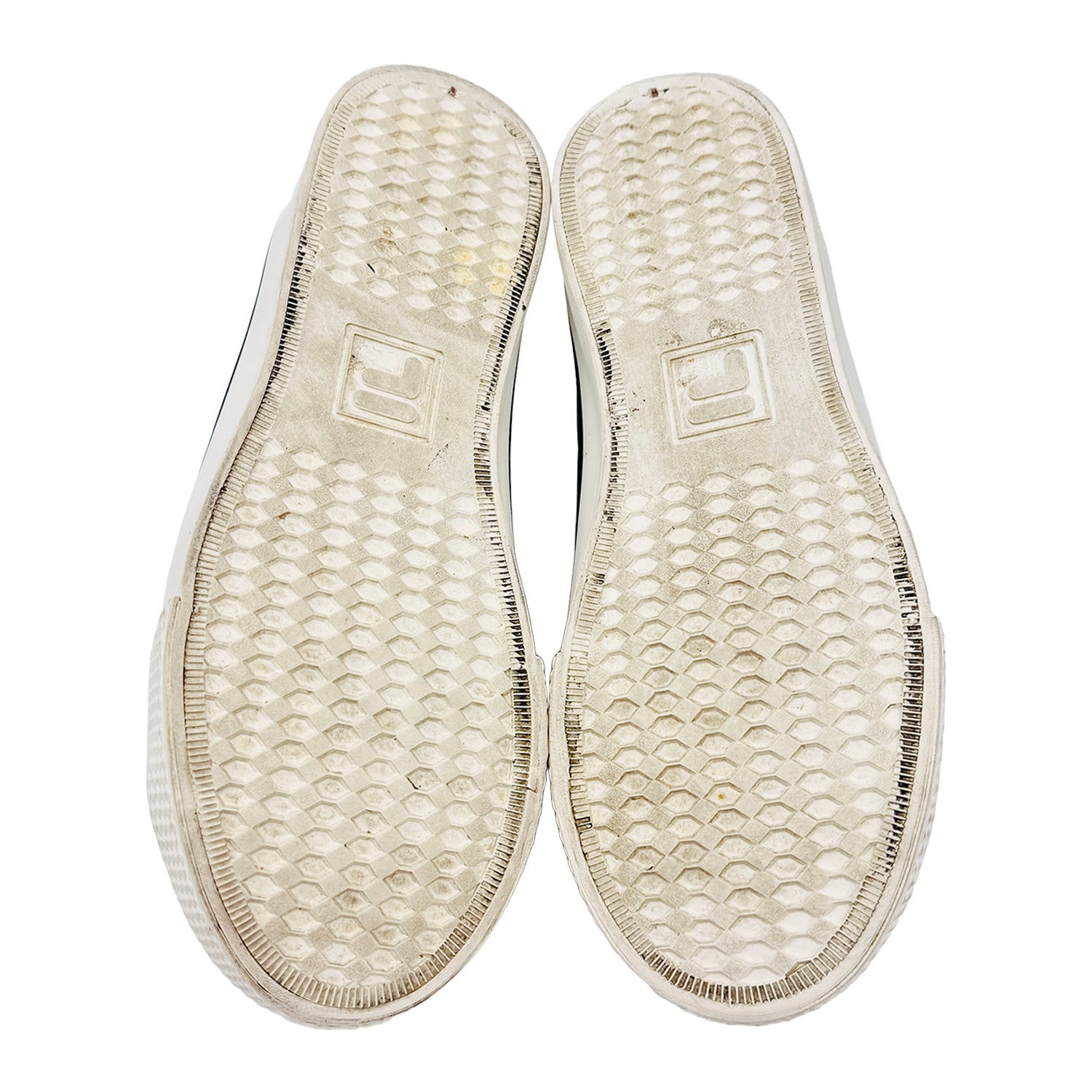Outsole Image of Fila Scanline Sneakers (Size 36.5) 1XM01586D-001
