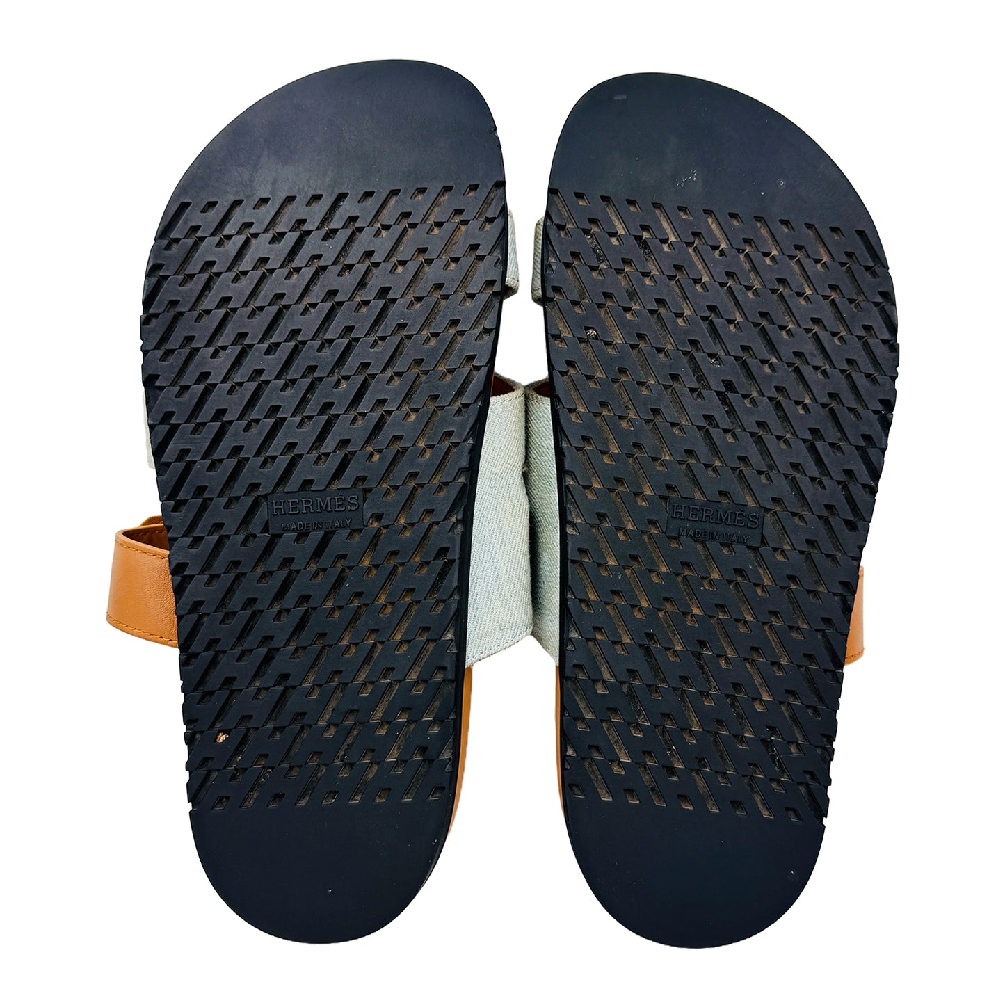 Outsole image of Hermes Men's Chypre Slippers -H231819ZHPN440