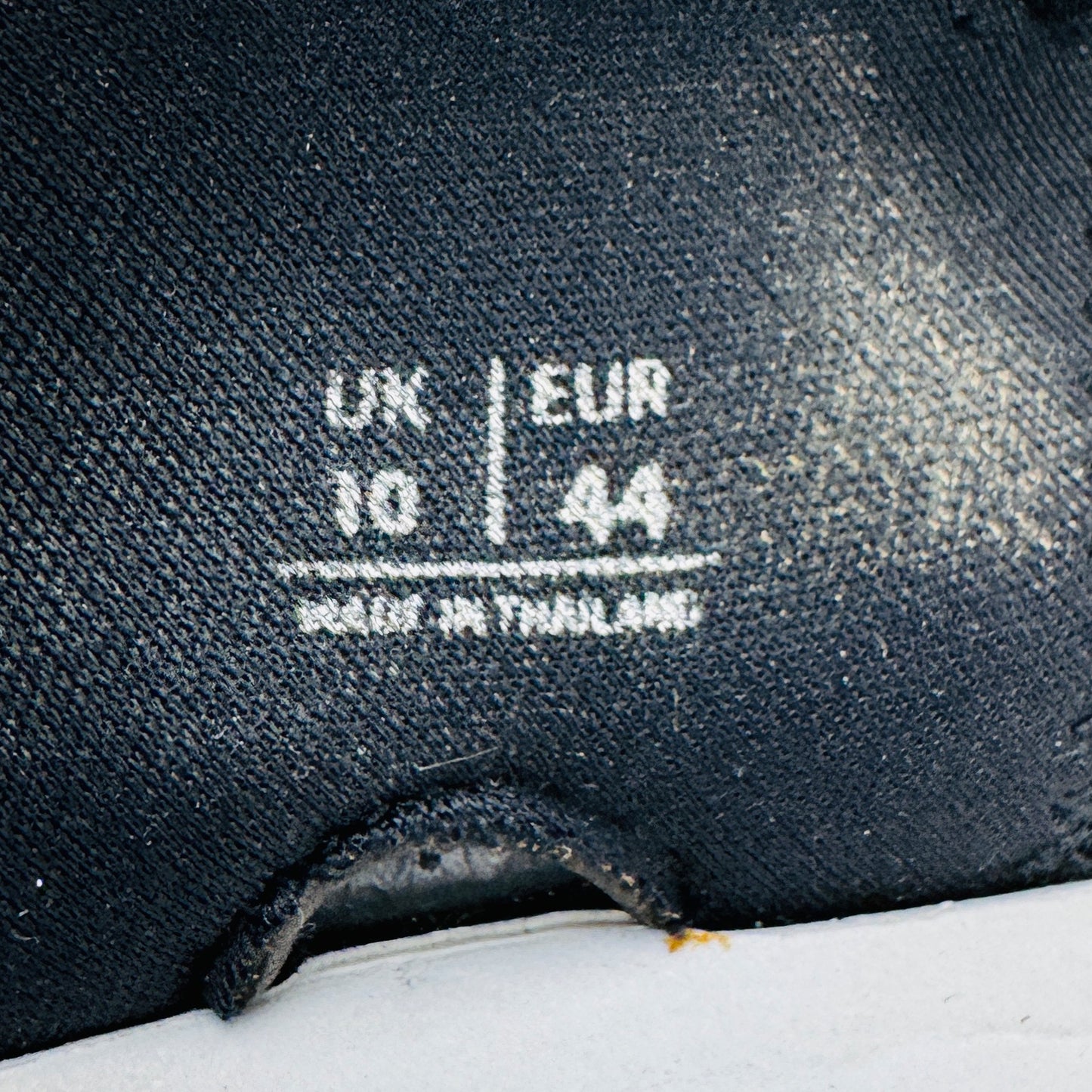 Size Tag Image of Kito Men's Black Gray Sandals (Size 44)