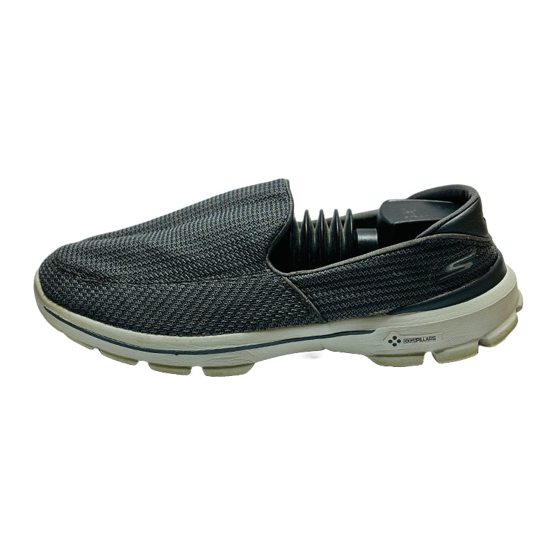 Skechers Go Walk On Model Skechers Go Walk Attain Slip-On Walking