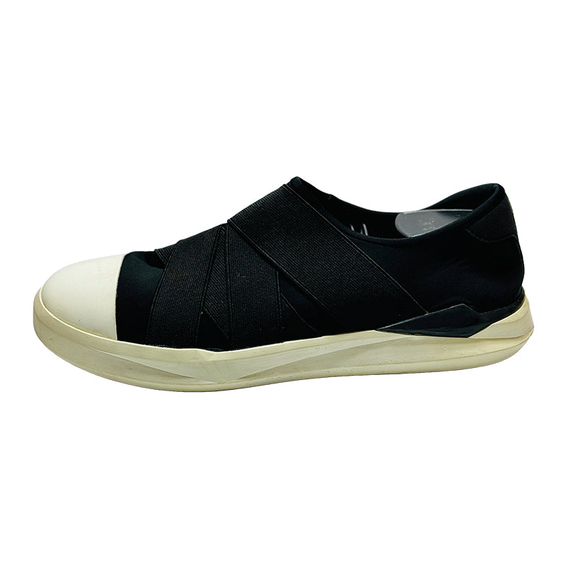 Zara Men's Slip On Black & White Shoes