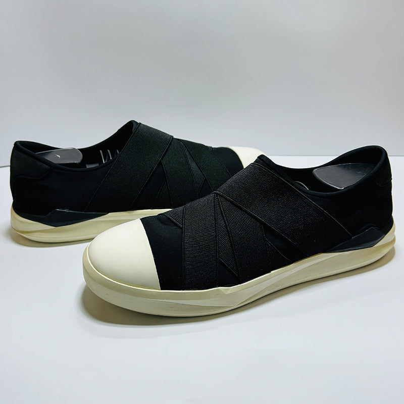 Zara Men's Slip On Black & White Shoes