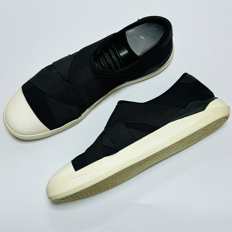 Zara Men's Slip On Black & White Shoes