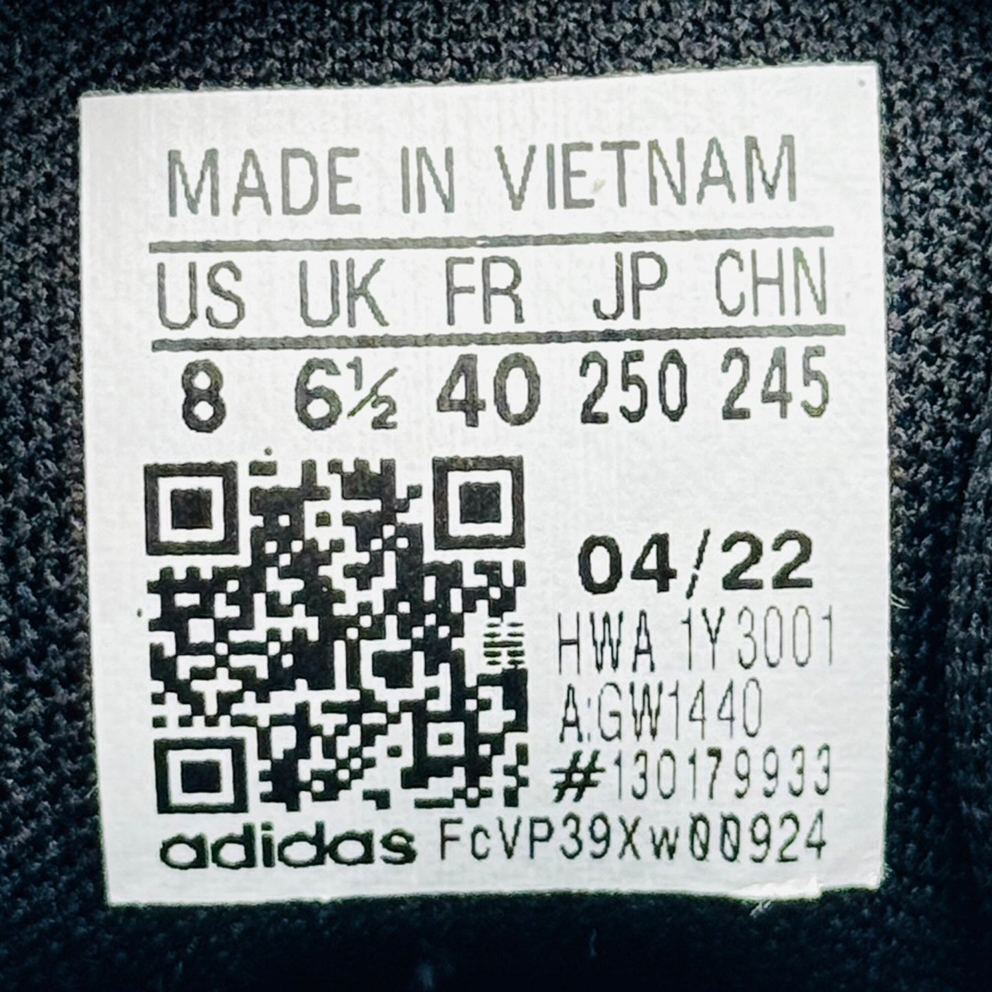Adidas QT Racer 3.0 Shoes (Size 40) - GW1440