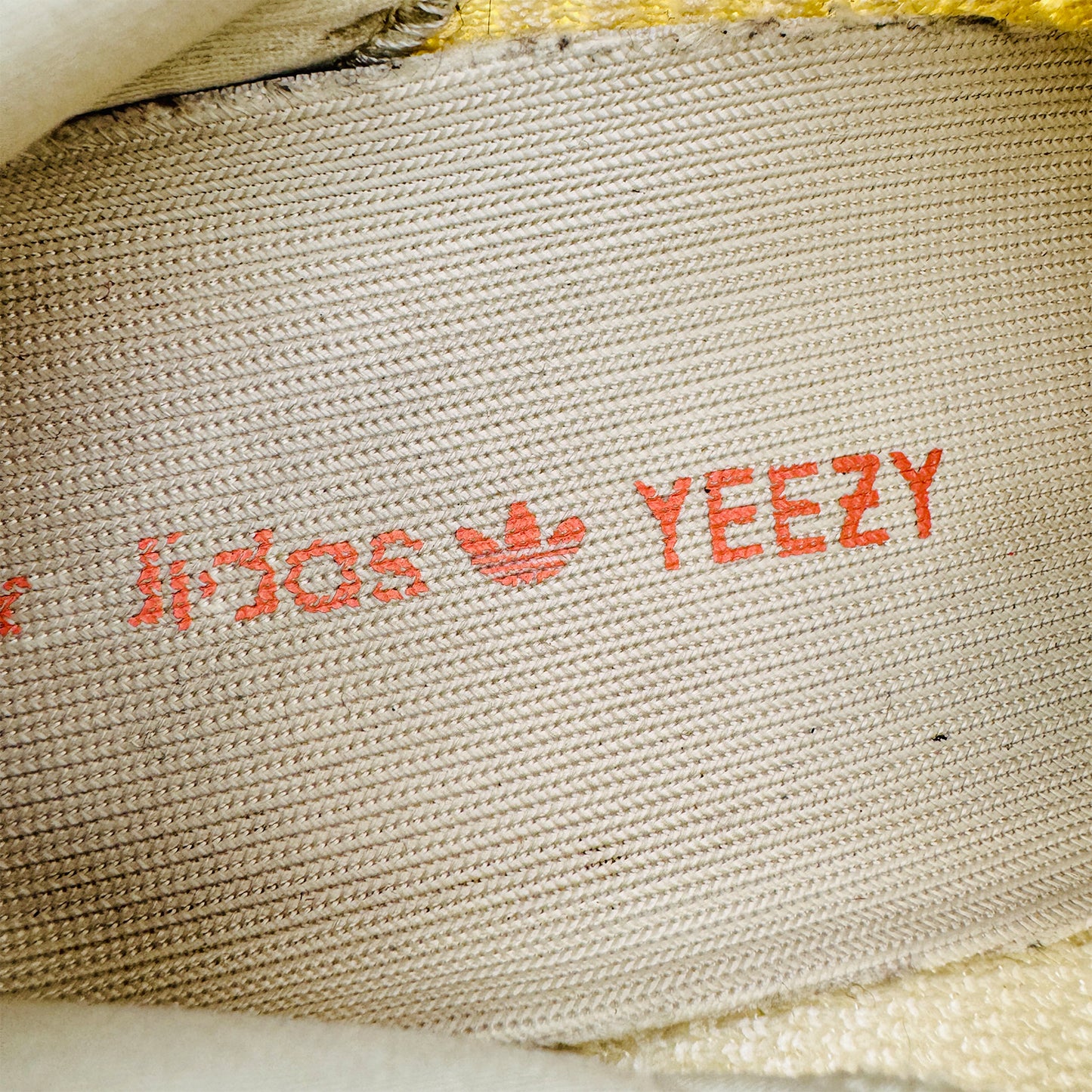Adidas Yeezy Boost 350 V2 Shoes (Size 41.5) - GY3438