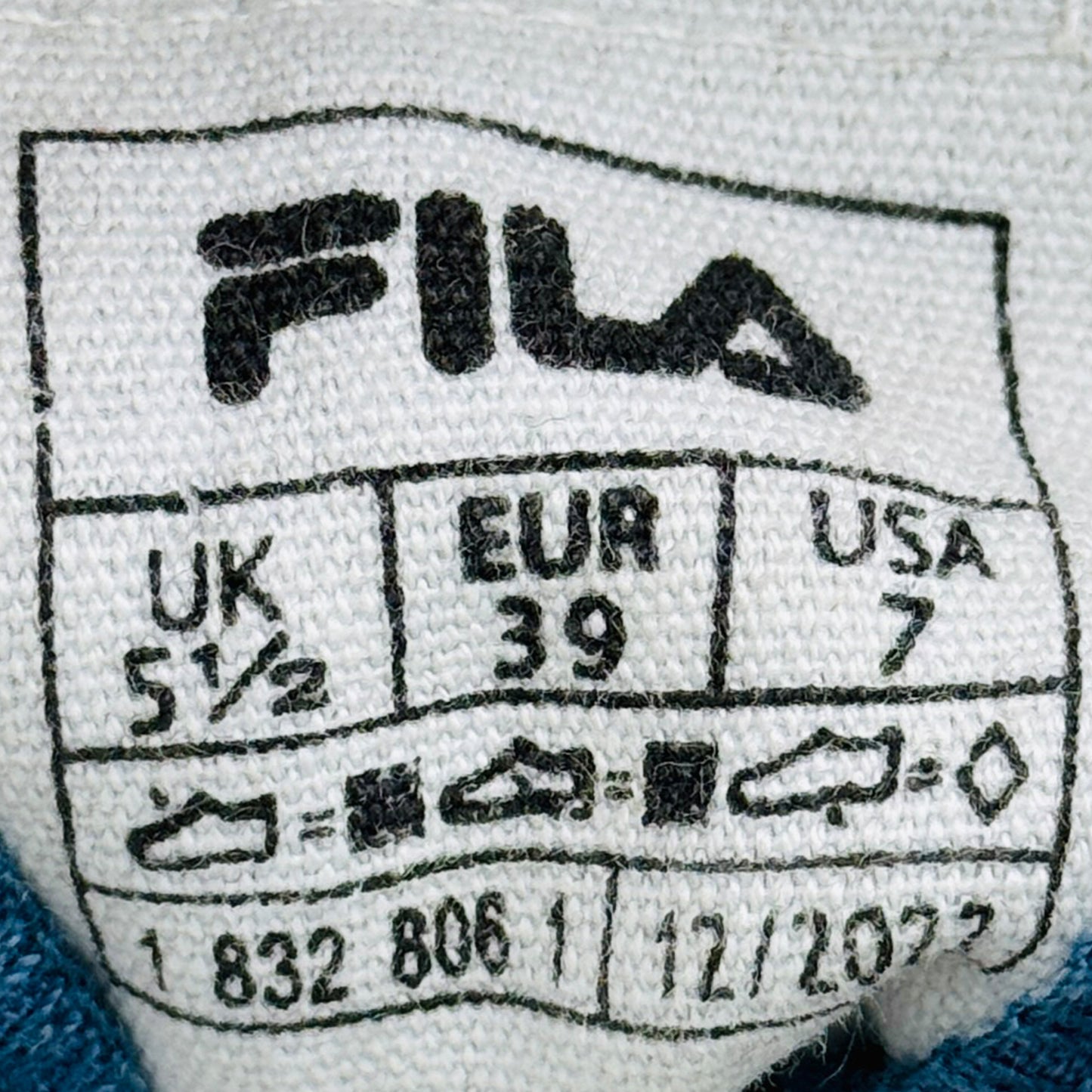 Fila Women's Hi Top Sneaker Shoes (Size 39)