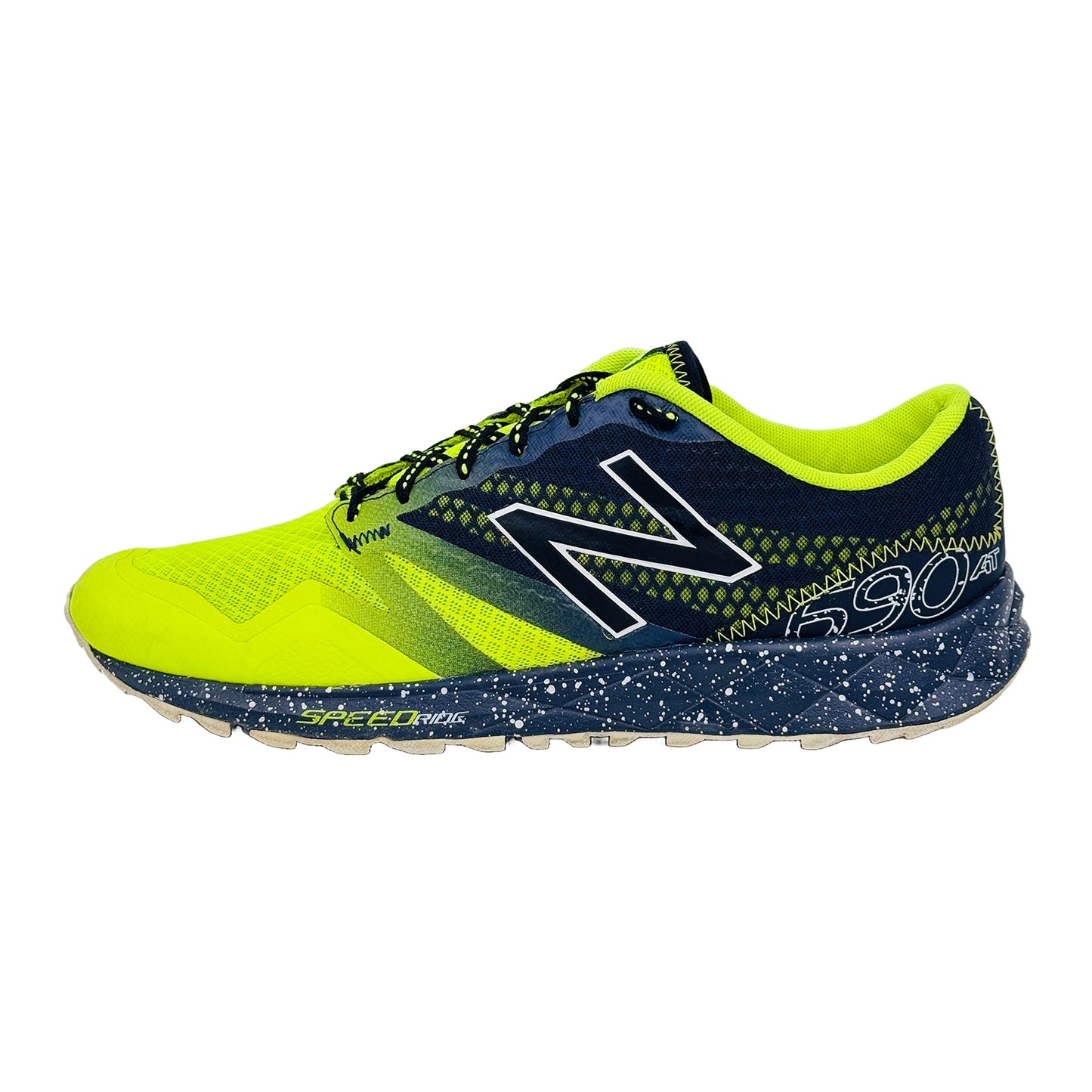 New Balance 690 Shoes (Size 42) - MT690LH1