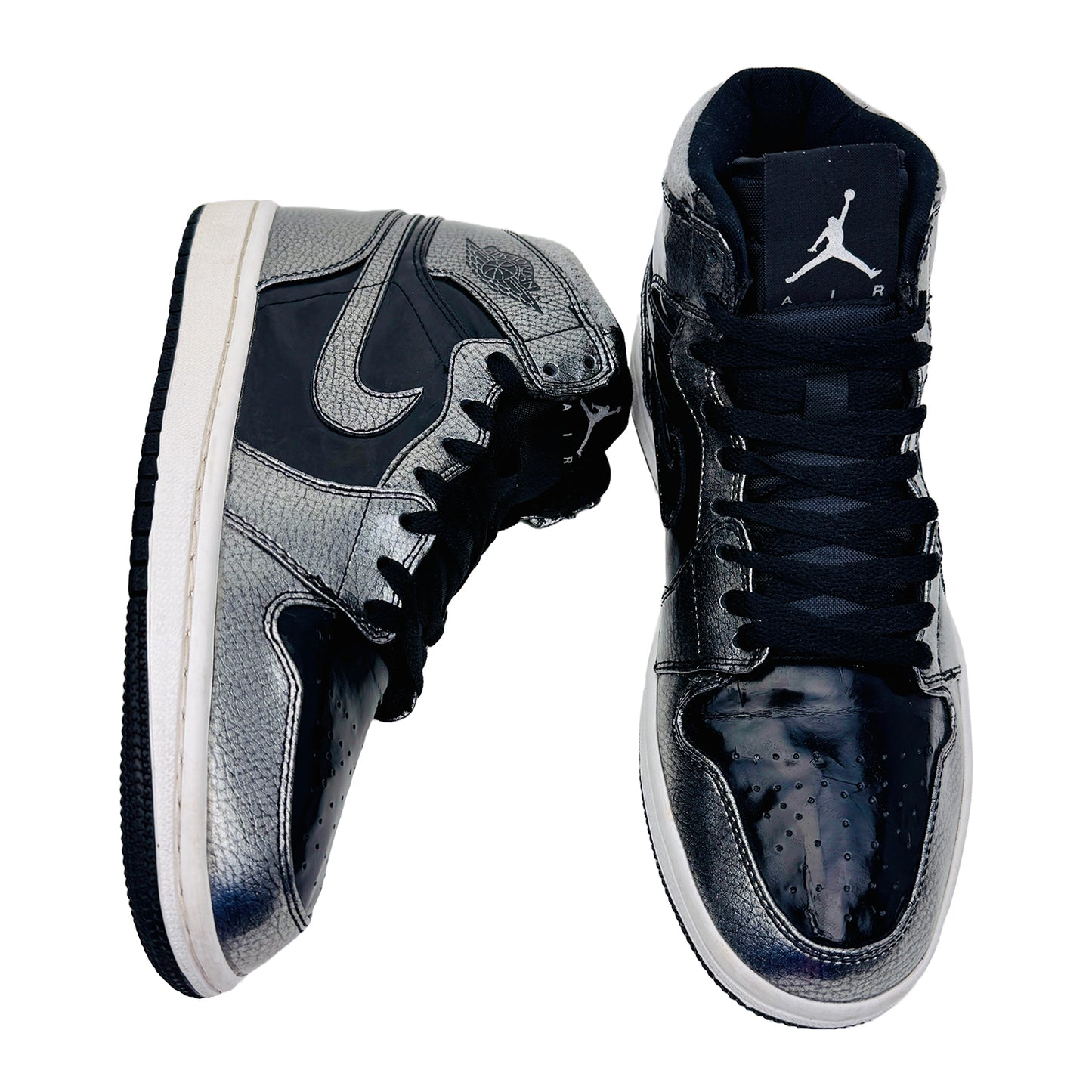 Nike Air Jordan 1 Retro High OG Sneaker Shoes (Size 40.5)
