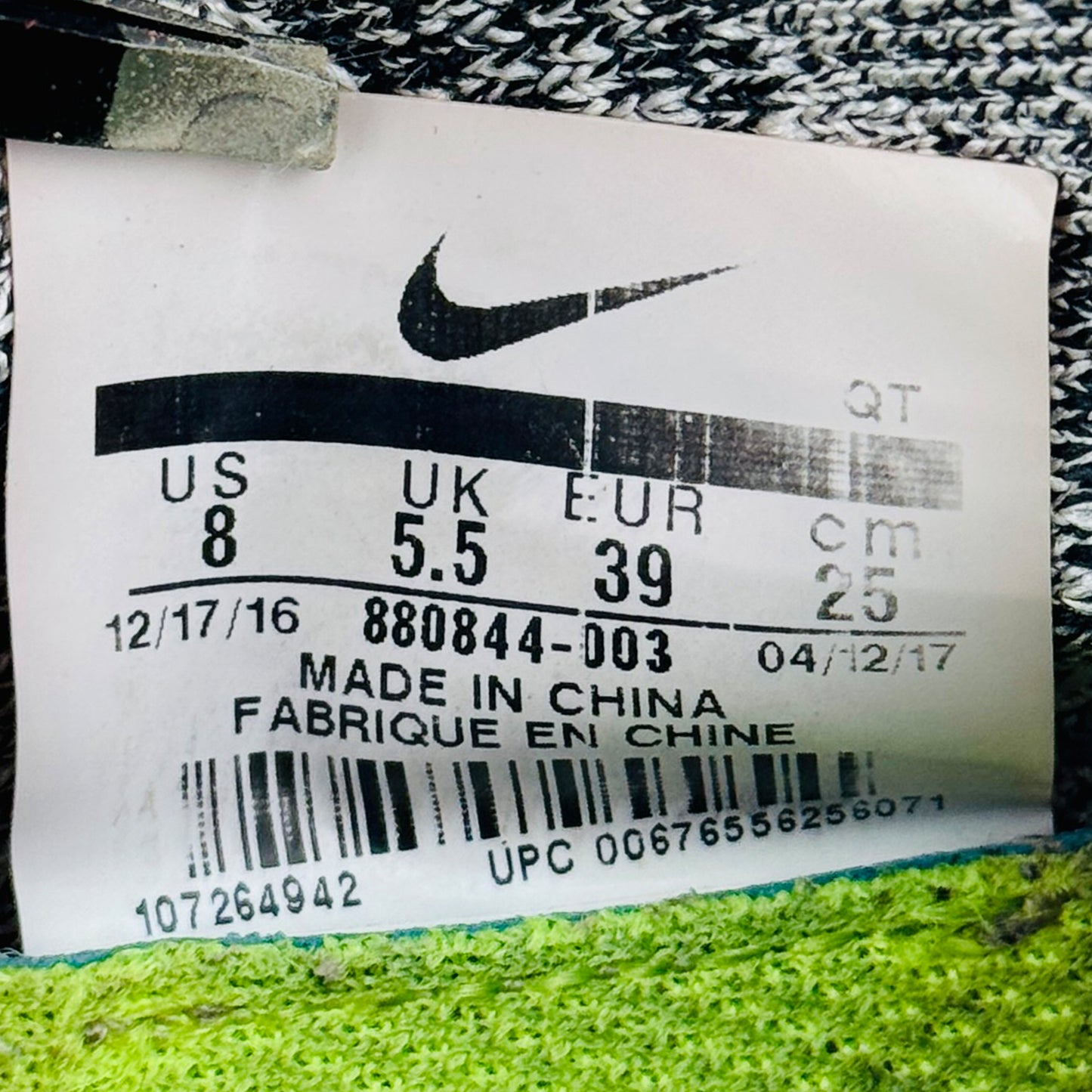 Nike Free RN Flyknit 2017 Shoes (Size 39) - 880844-003