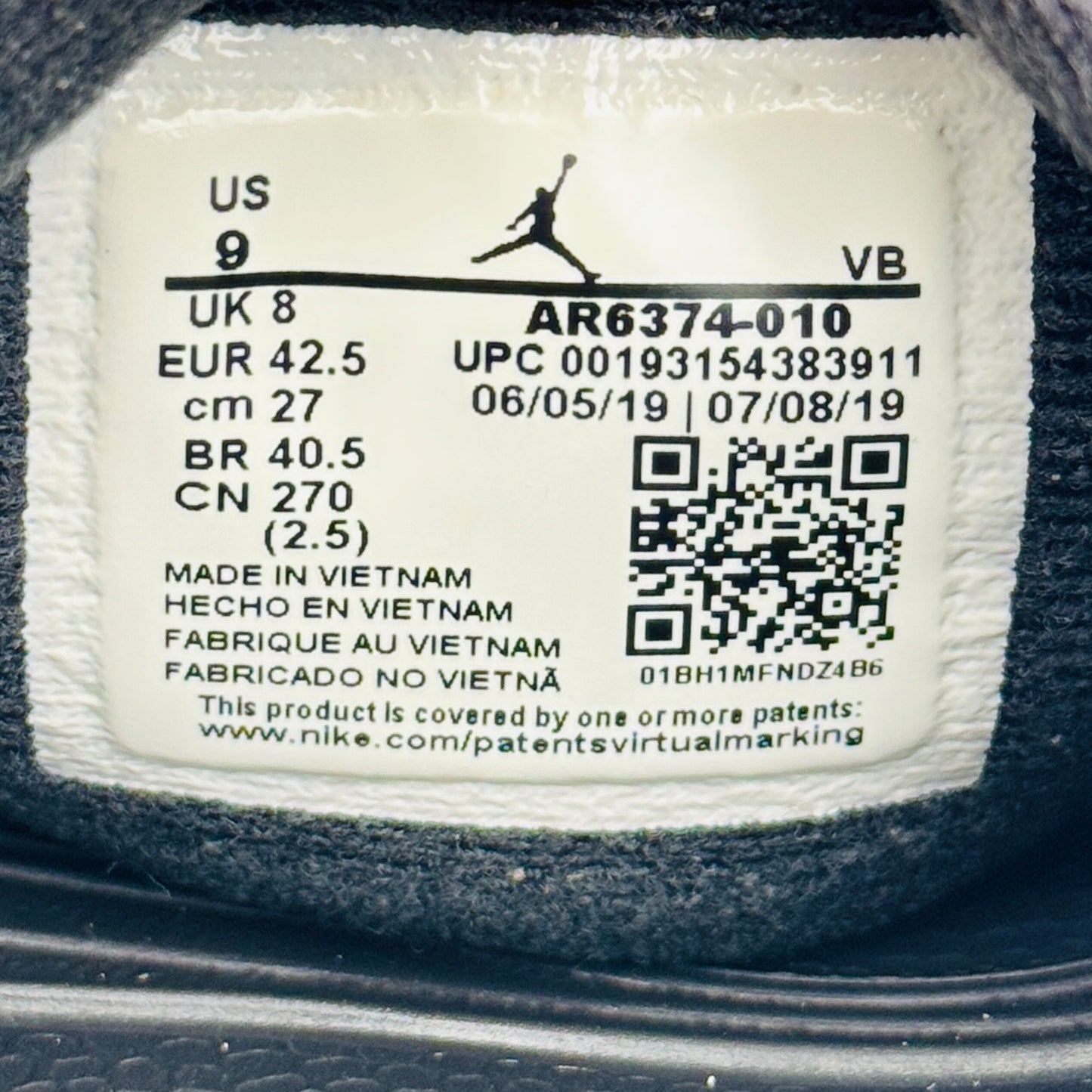 Nike Jordan Break Slides (Size 42.5) - AR6374-010