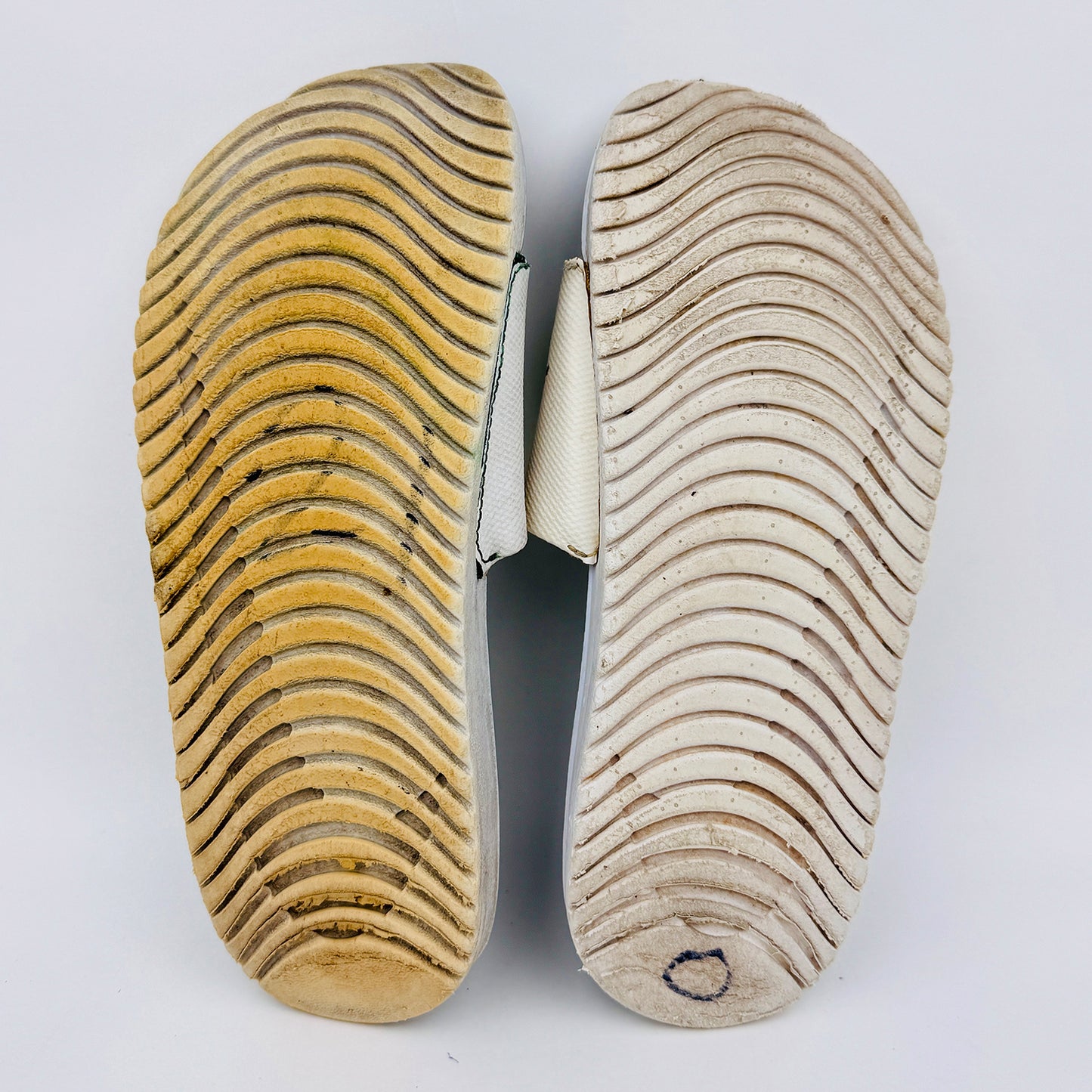 Nike Kawa White Slides (Size 36/37) - 819352-100