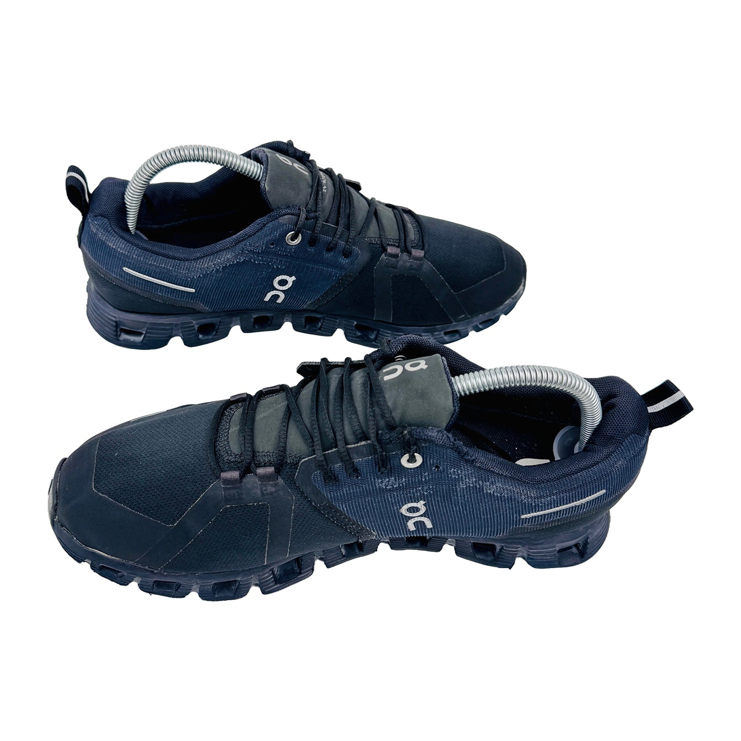 On Cloud 5 Waterproof Shoes (Size 42) - 59.98842