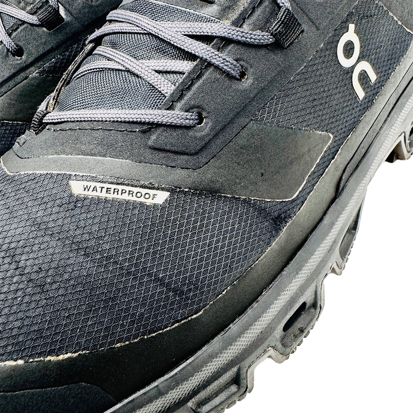 On Running Cloudventure Waterproof Shoes (Size 43) - 32.99253