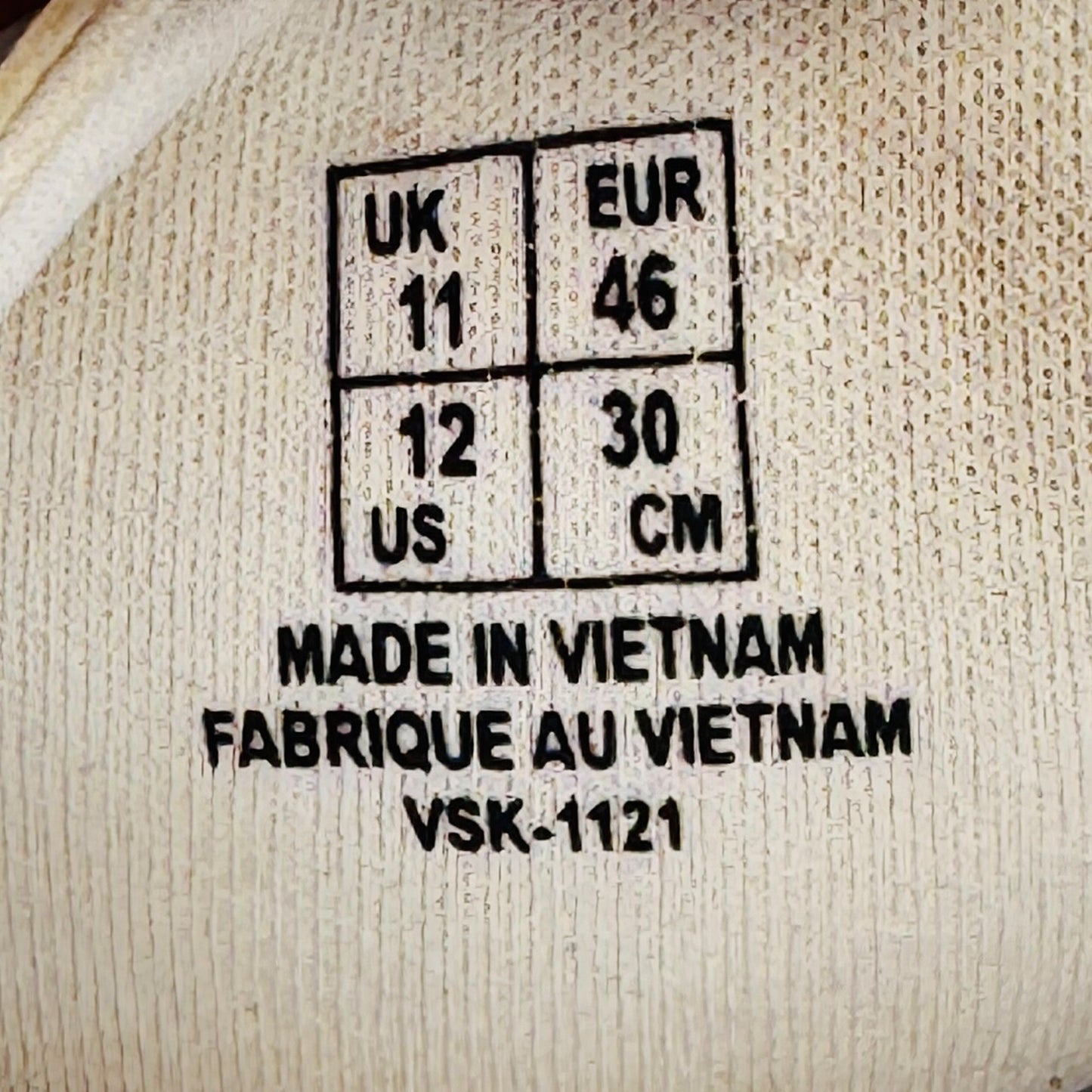 Puma Men's Popcat White Slides (Size 46)