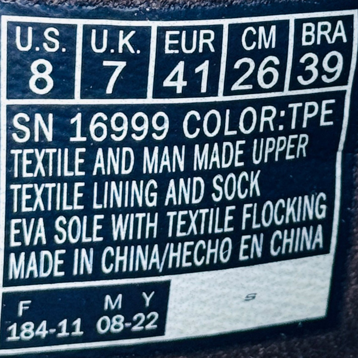 Skechers Classic Fit Memory Foam Shoes (Size 41) - 16999 TPE