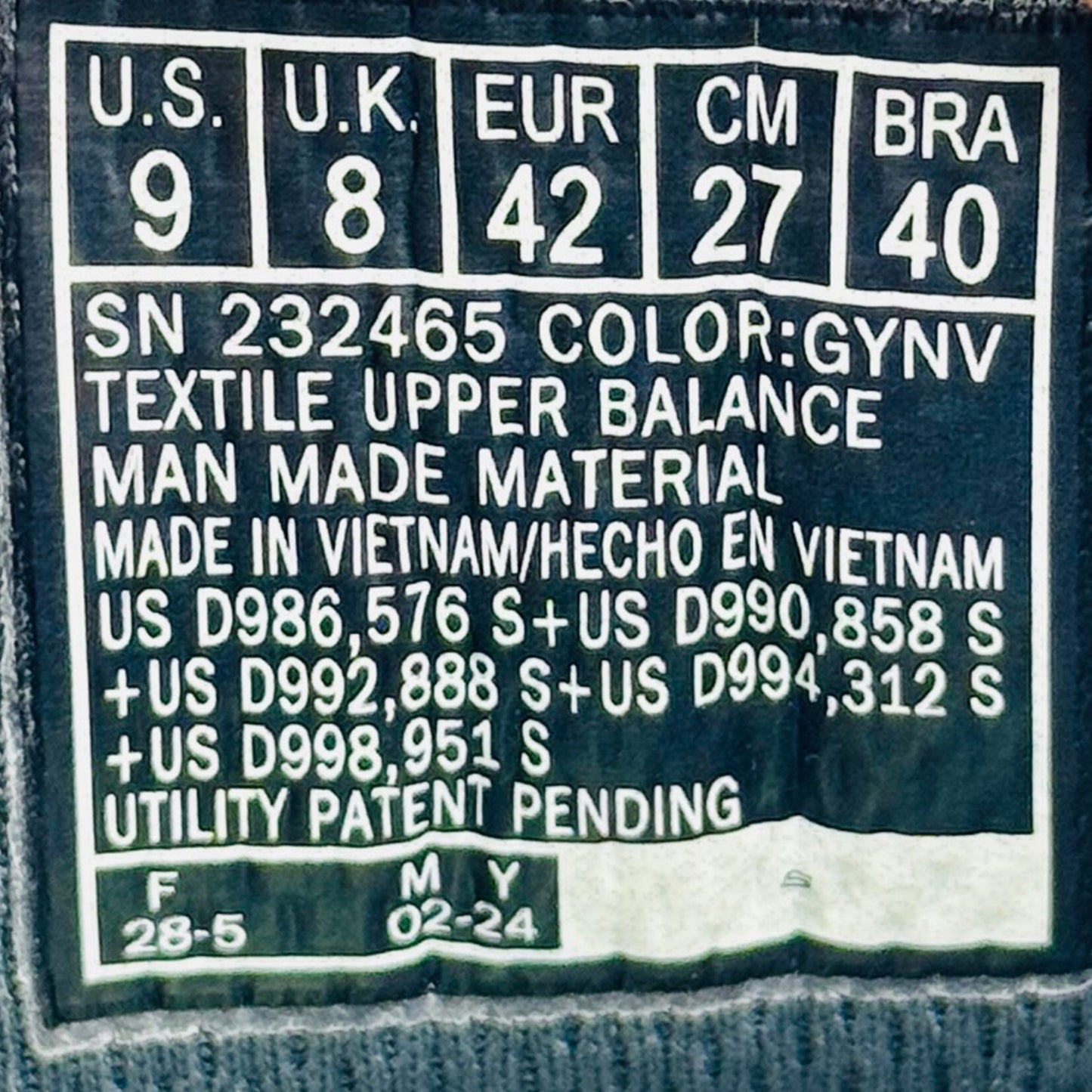 Skechers D'Lux Walker 2.0 Taurrel Shoes (Size 42/42.5) - 232465 GYNV