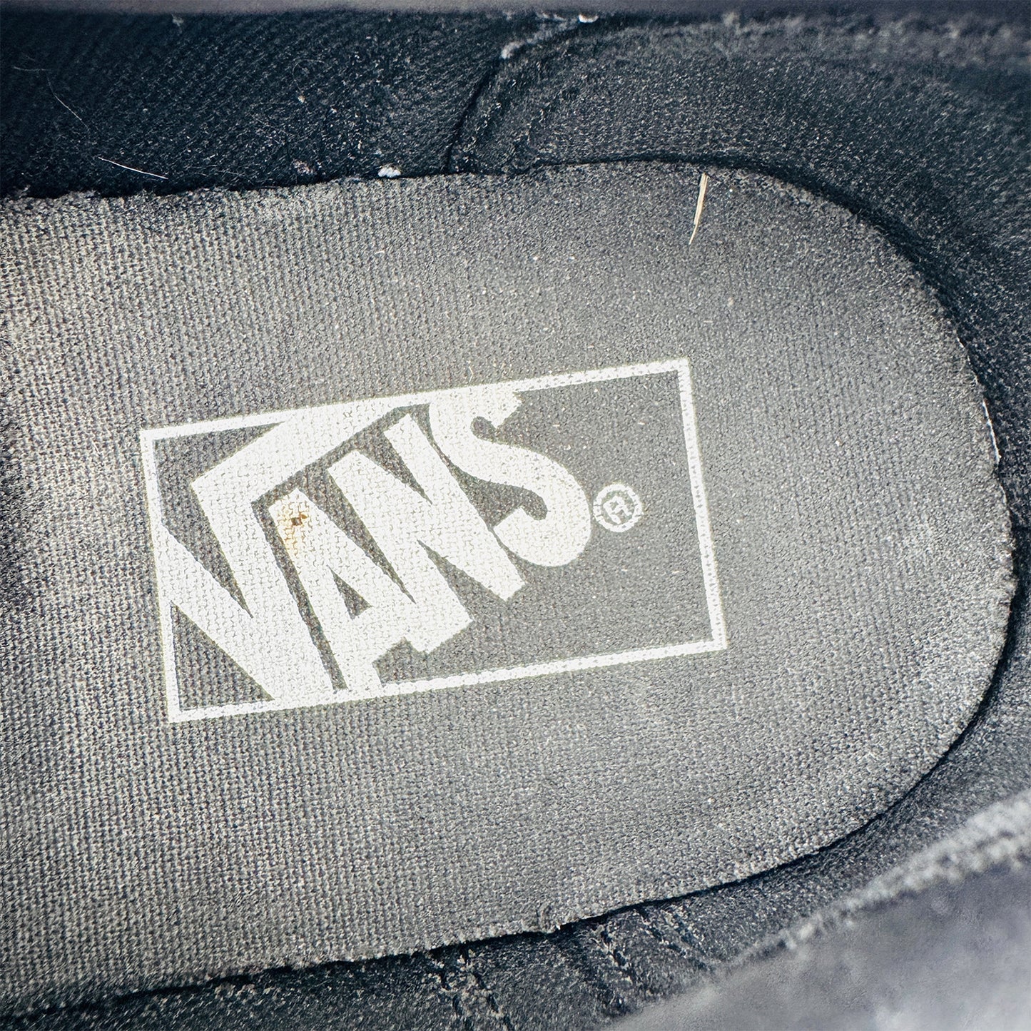 Vans Old Skool Low Top Black Shoes (Size 42.5) - 751505