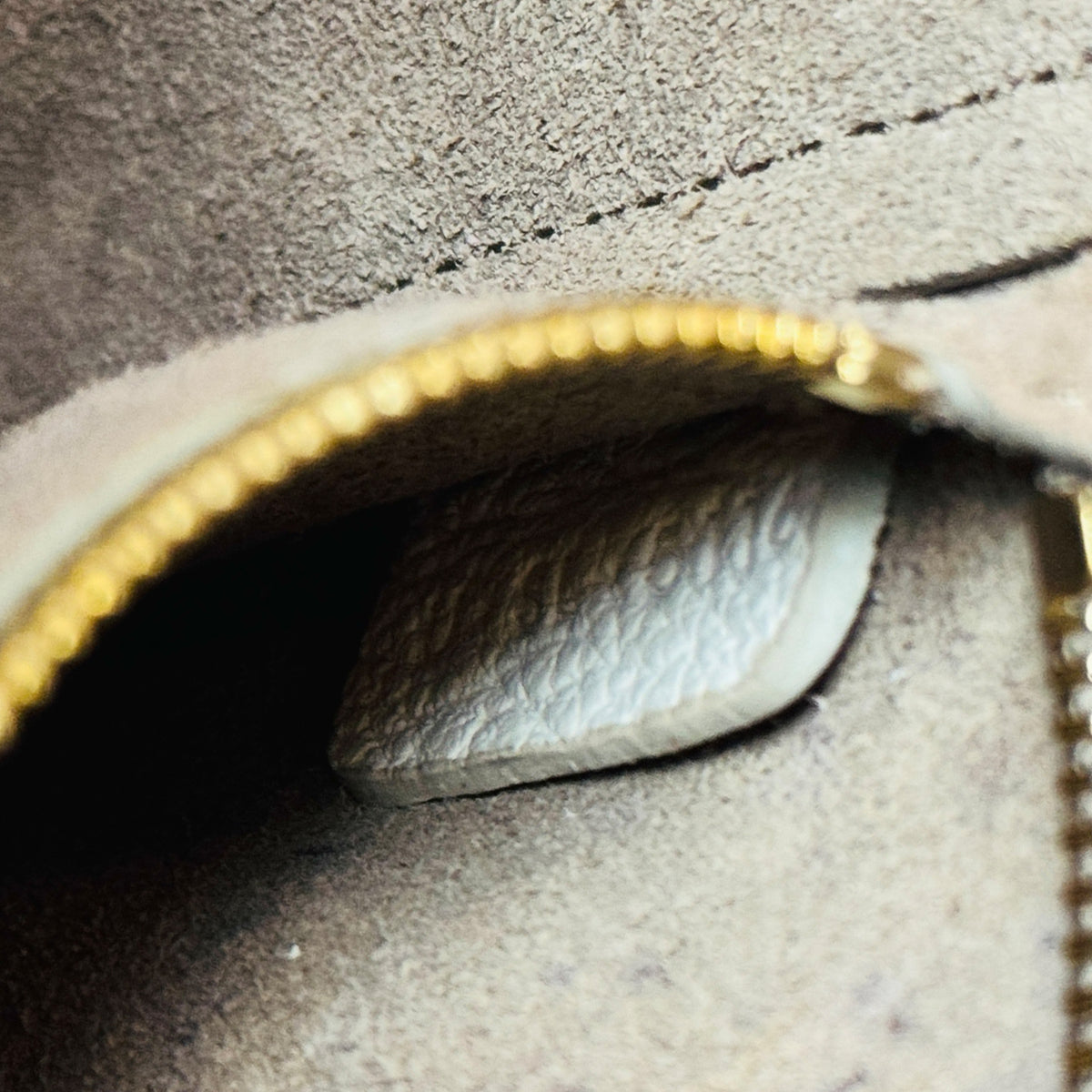 Celine Seau Sangle White Bucket Bag