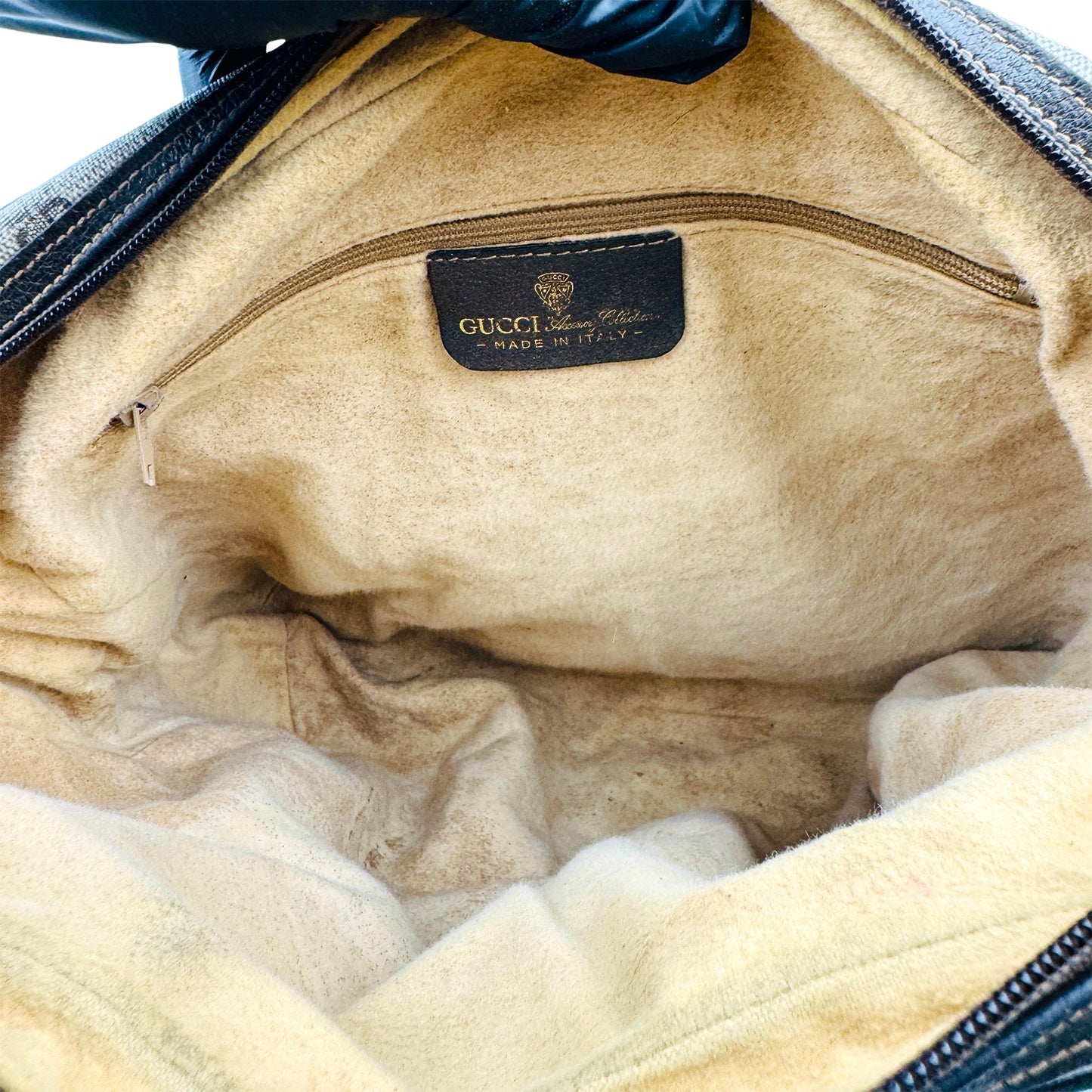 Gucci GG Supreme 'Sherry Line' Beige Canvas Bag