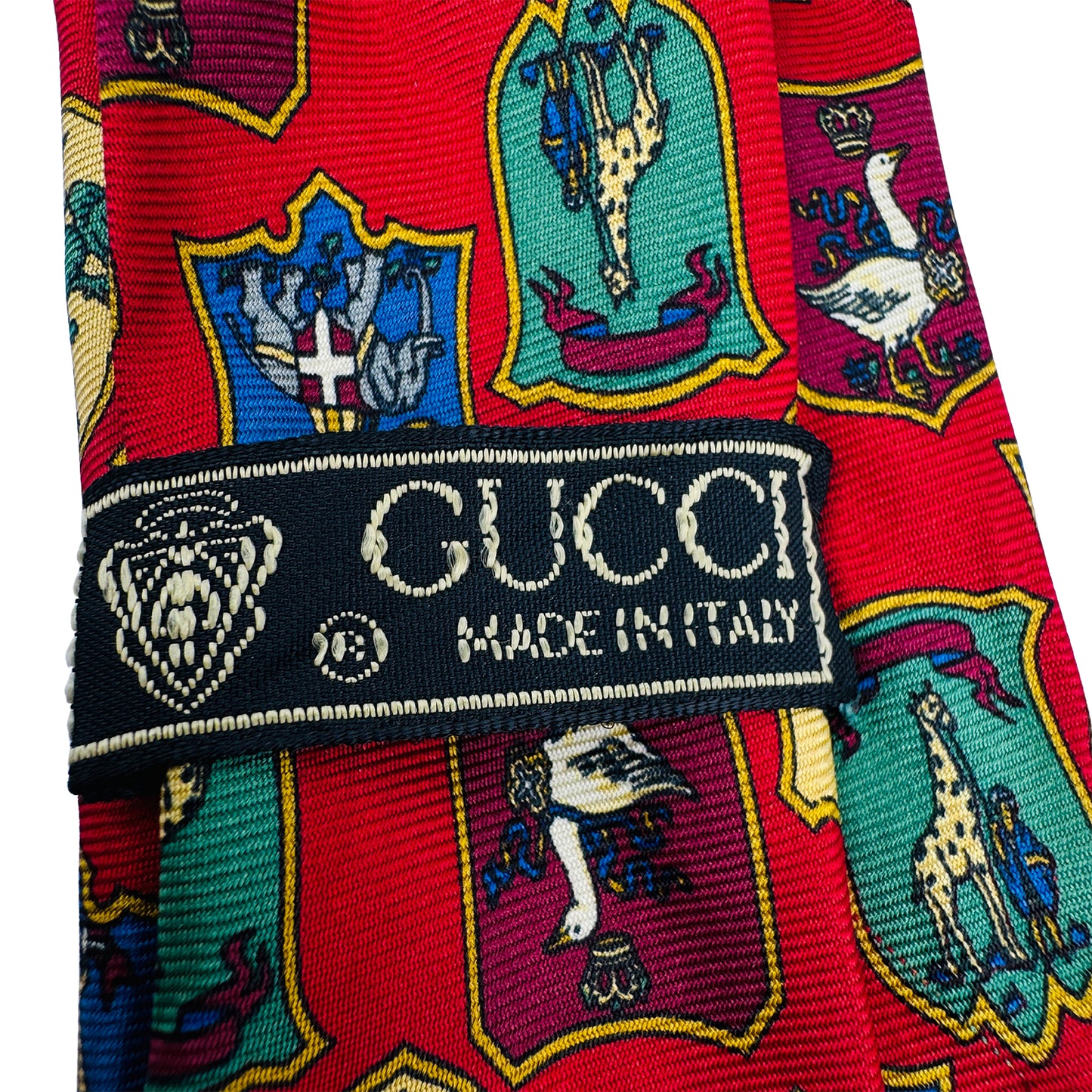 Gucci Red 'Crests' Italian Silk Tie (Size Slim Fit)