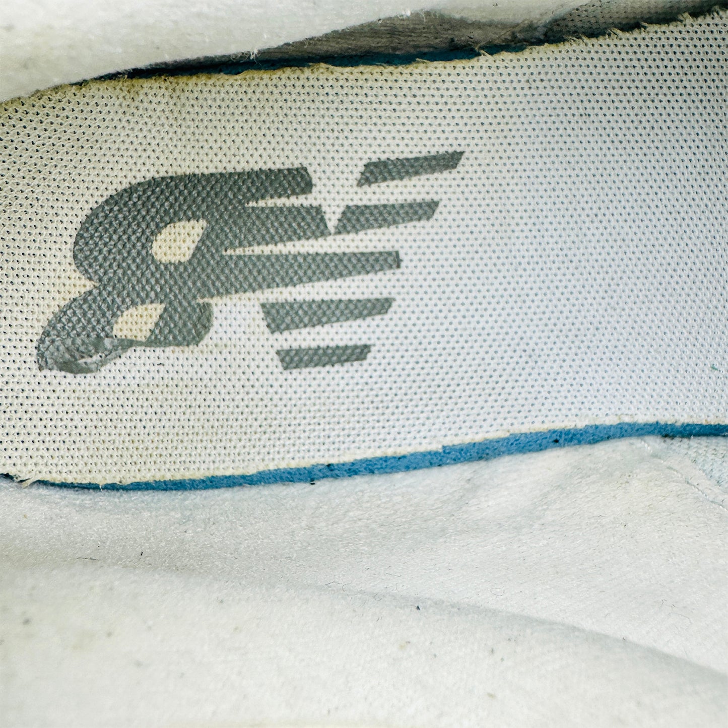 New Balance 327 Sneakers (Size 40.5) - U327LT