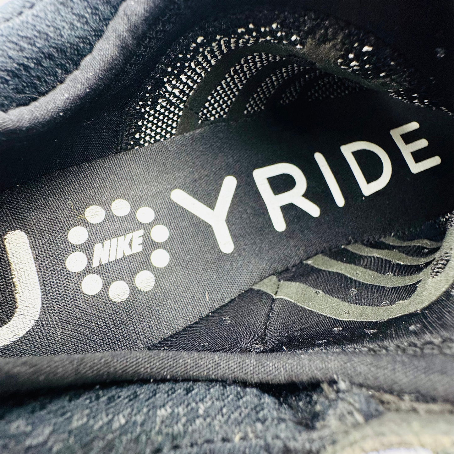 Nike Joyride Run Flyknit Shoes (Size 44) - AQ2730-001