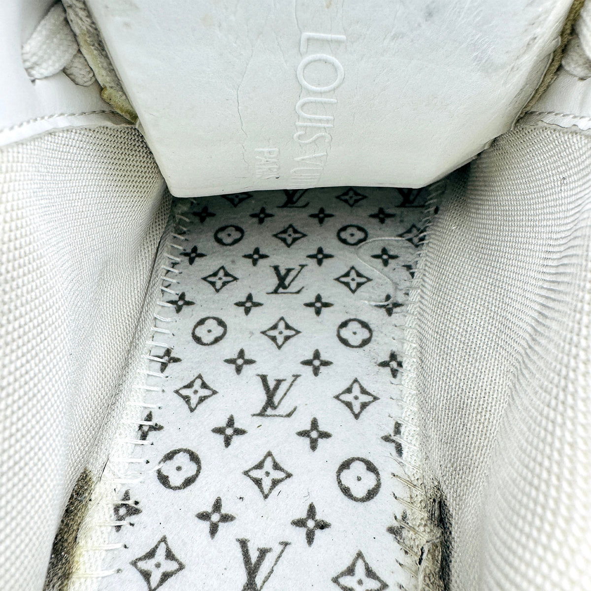 Louis Vuitton x Yayoi Kusama LV Trainer Sneakers (Size 42.5) - 1AB8JE