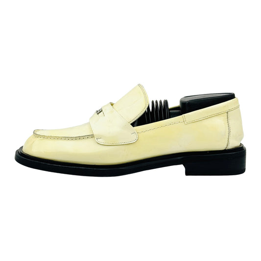 Salvatore Ferragamo 'Ivory' Polished Leather Loafers (Size 39/39.5)