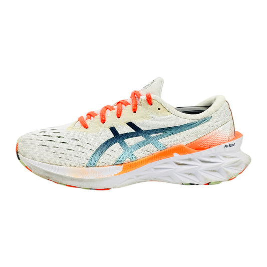 ASICS NOVABLAST 2 Shoes (Size 42) - 1012B152