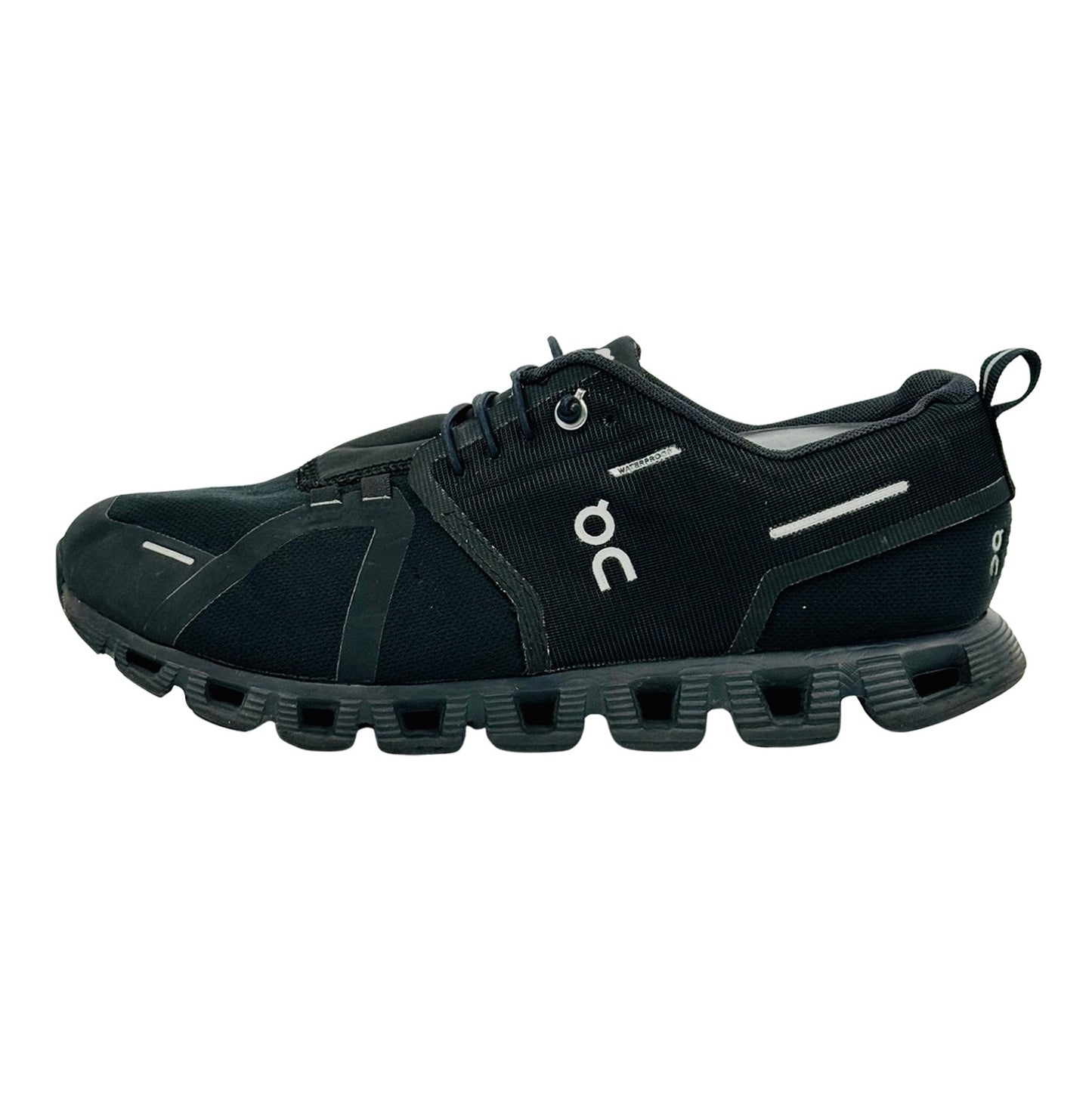 ON Cloud 5 Waterproof Black Shoes (Size 41) - 59.98842