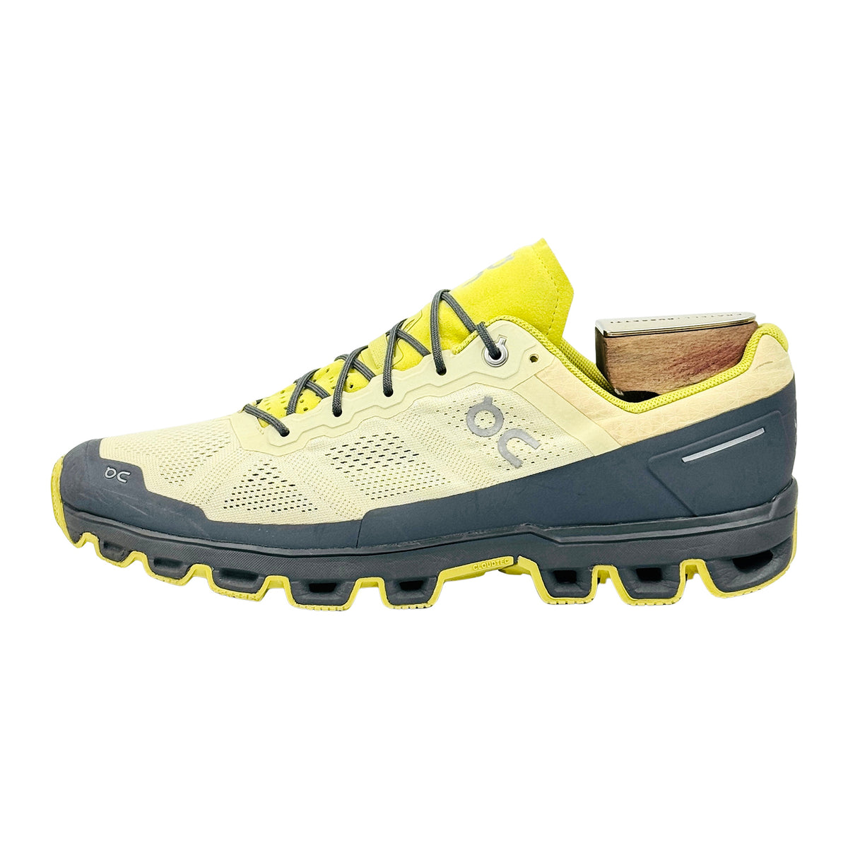 On Running Men's Cloudventure Shoes (Size 45) - 22.99619