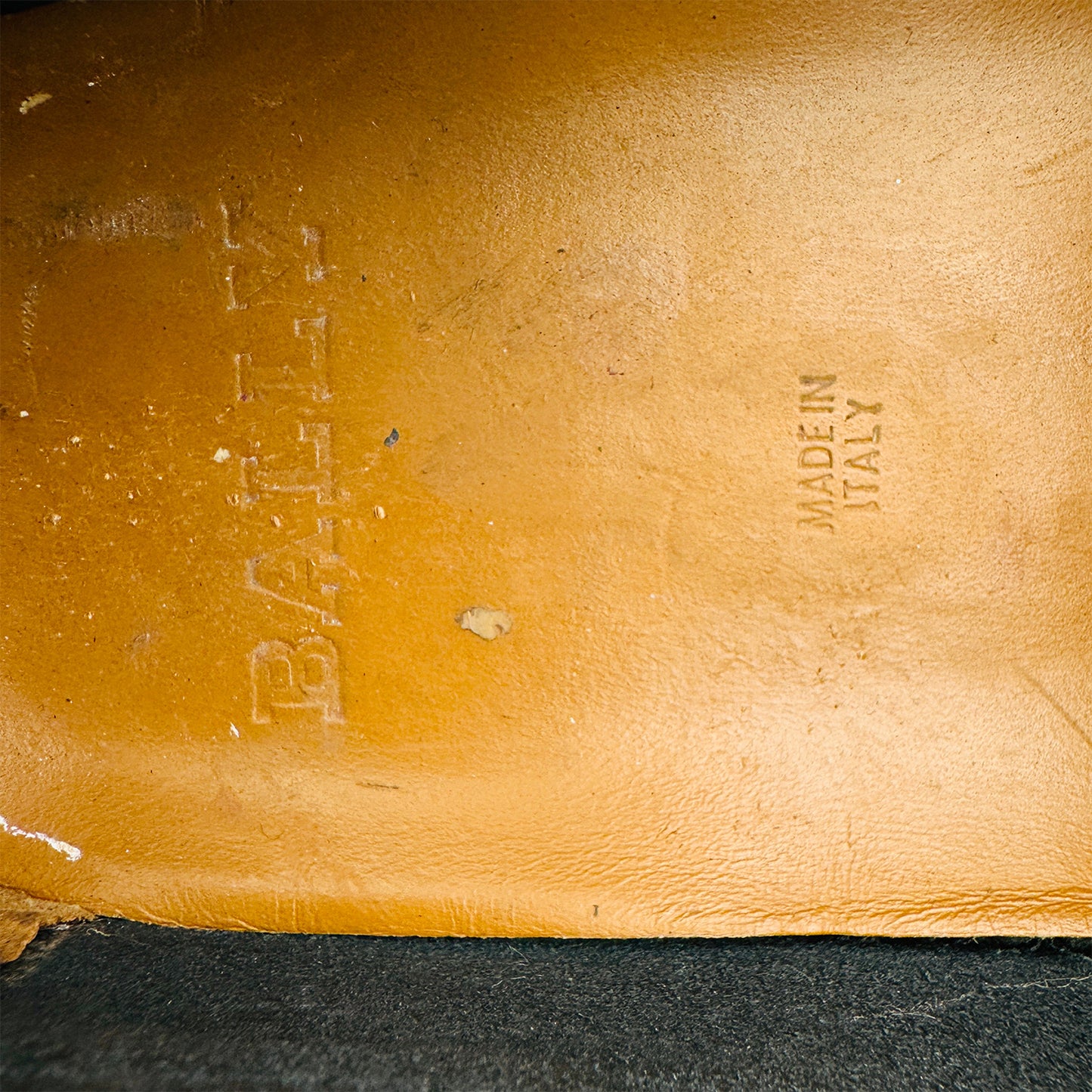 Bally Pearce Black Leather Loafers (Size 42/42.5)