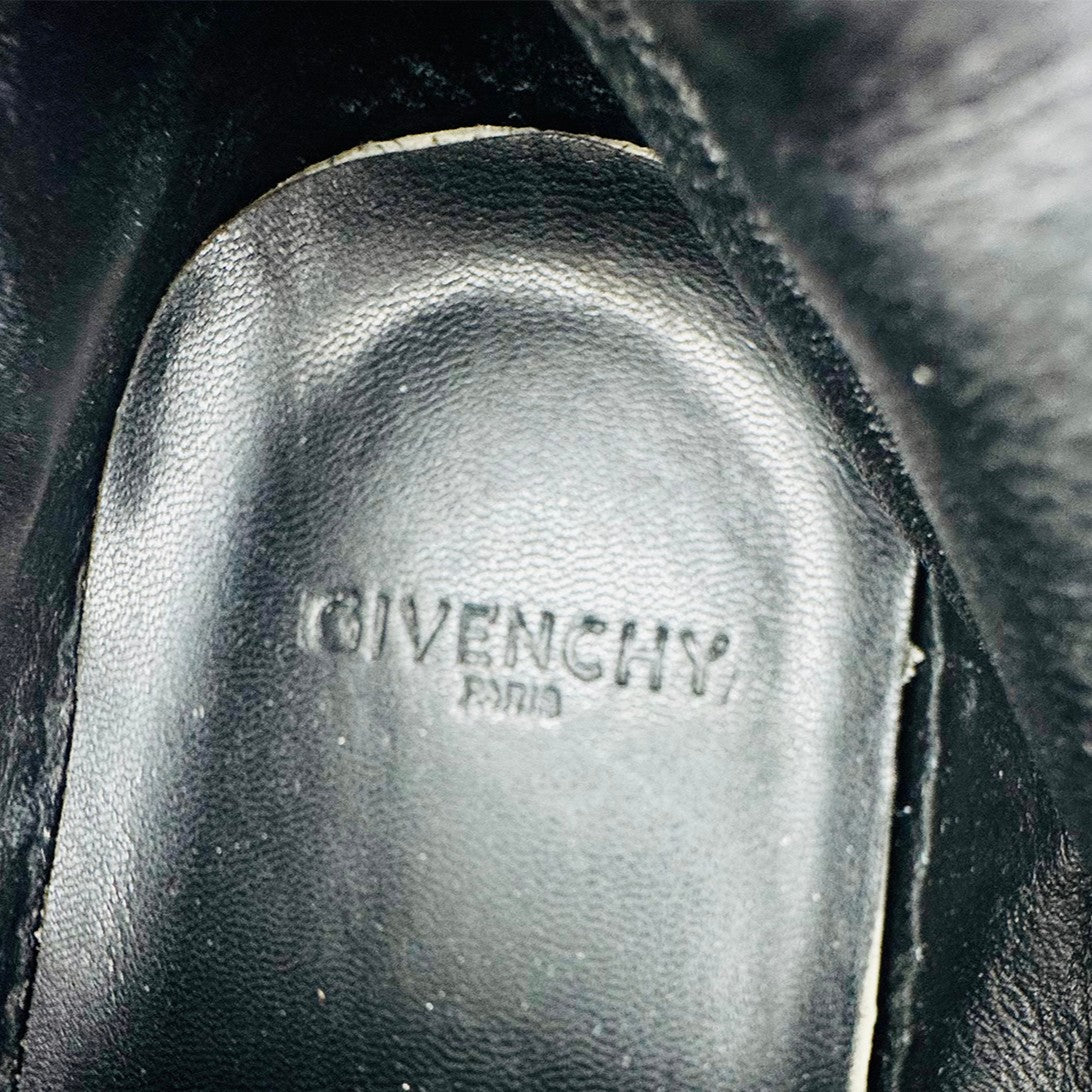 Givenchy Urban Street Reverse Logo Sneakers (Size 44)