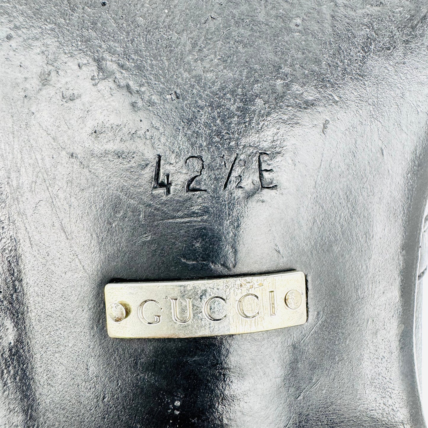 Gucci Men's Black Horsebit Loafers (Size 43/43.5) - 114418