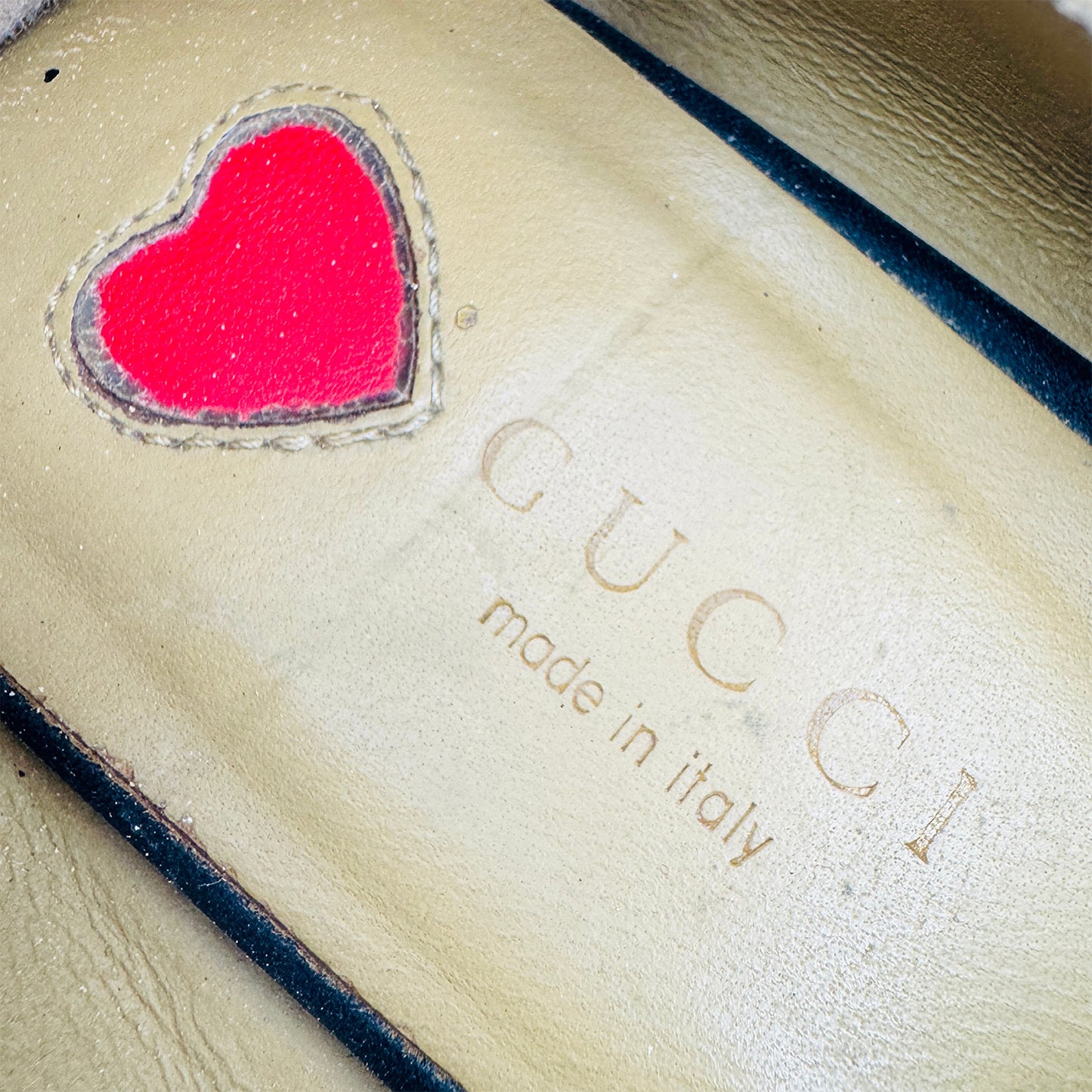 Gucci Women's Peyton Black Loafers (Size 35)