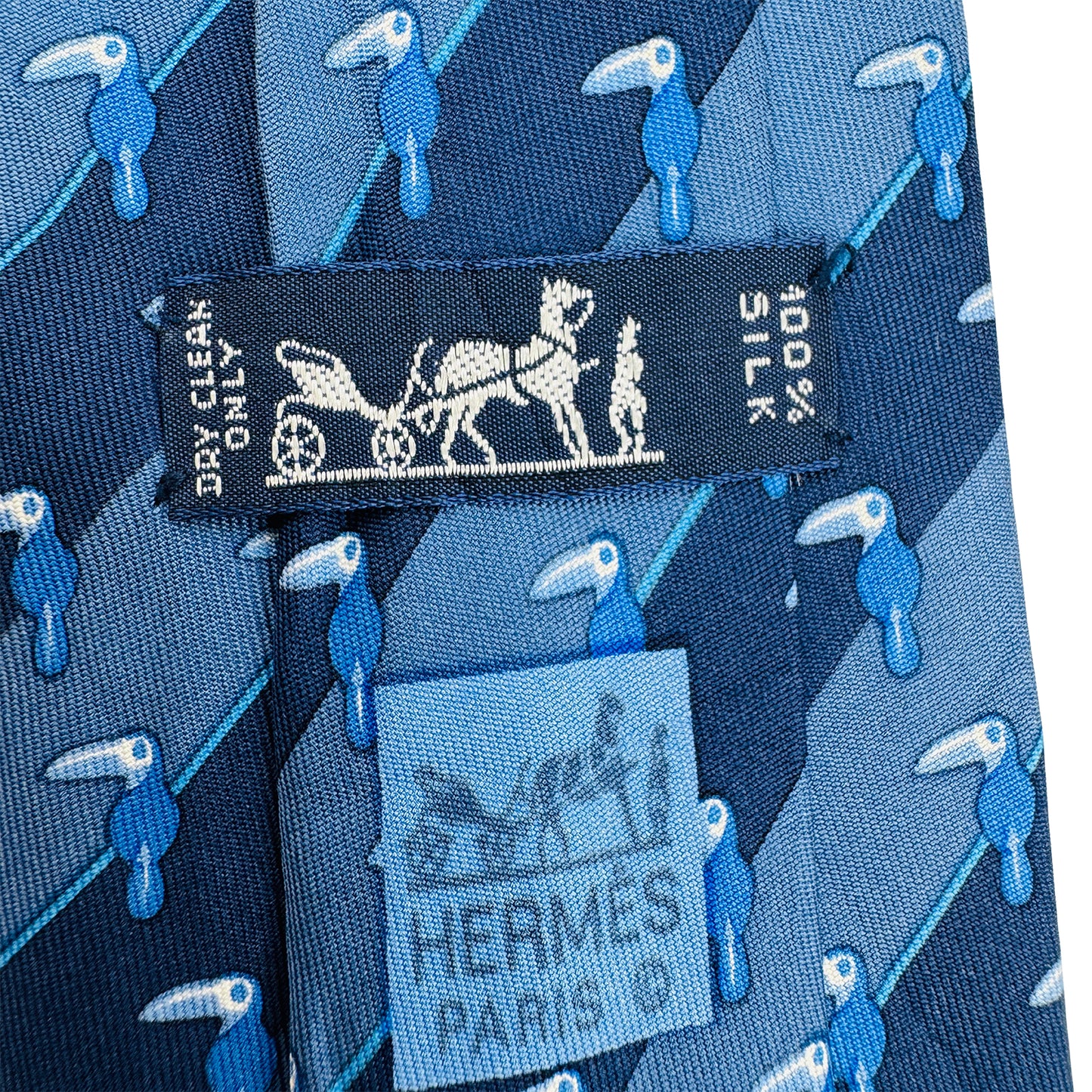 Hermès Navy Blue 'Bird Motif Pattern' Tie (Size Regular)