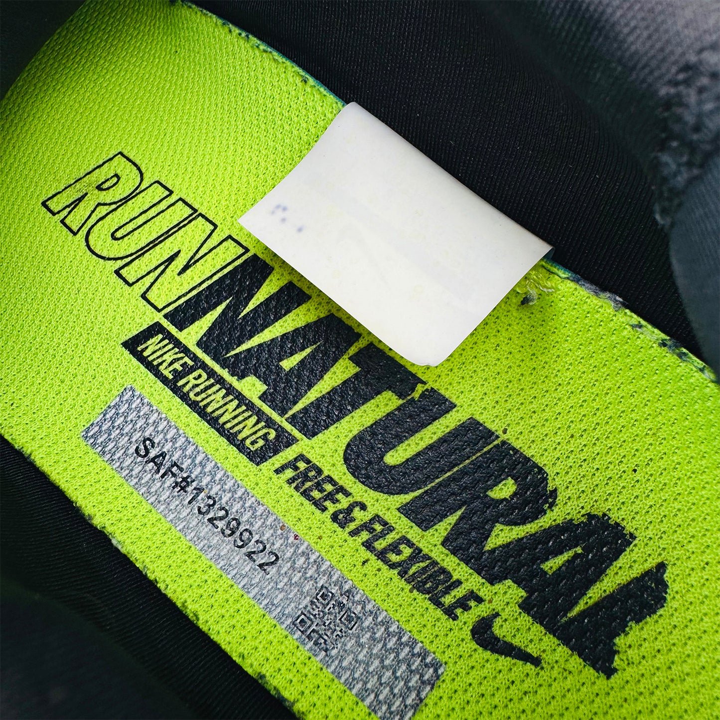 Nike Free RN Distance 2 Sneakers (Size 42/42.5) - 863775-001