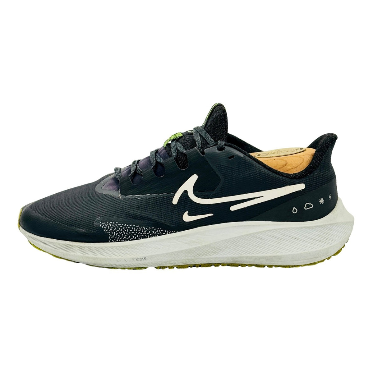 Nike Pegasus 39 Shield Shoes (Size 42.5) - DO7625-002