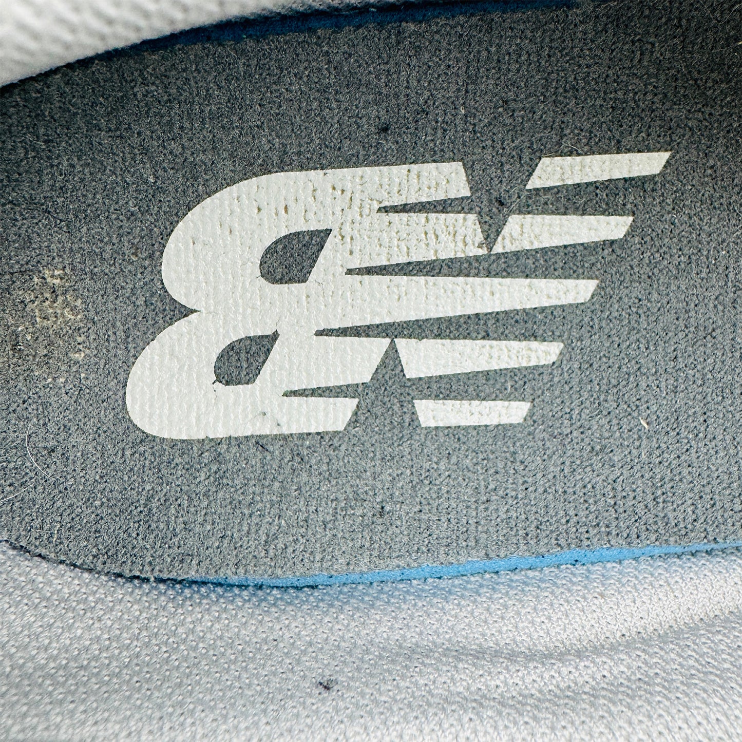 New Balance 327 Grey Sneakers (Size 42) - MS327JCS