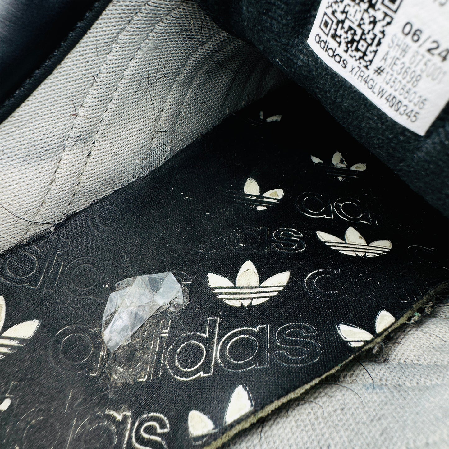 Adidas Handball Spezial Sneakers (Size 39.5) - IE3698