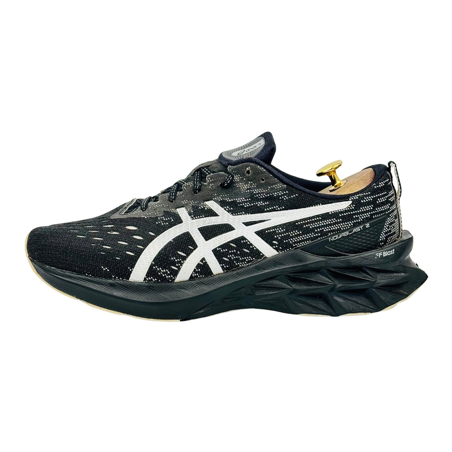 ASICS NOVABLAST 2 Black Sneakers (Size 43/43.5) - 1011B192
