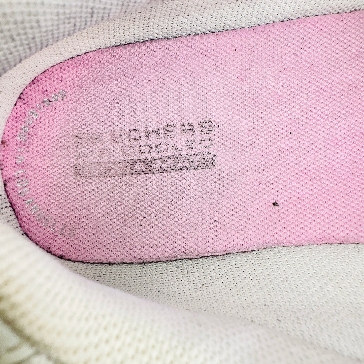 Skechers GOrun Consistent Sneakers (Size 39) - 128075 WSL