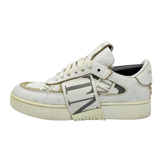 Valentino Garavani VL7N Cut-Out Low-Top Sneakers (Size 39/39.5)